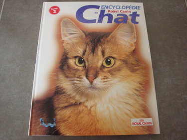 Couverture de Encyclopédie du chat (Royal Canin) Tome 2