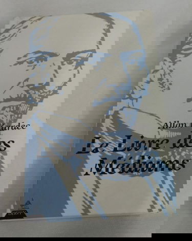 Le Livre Des Mediums