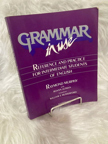 Couverture de Grammar in Use Student's book: Reference and Practice for Intermediate Students of English