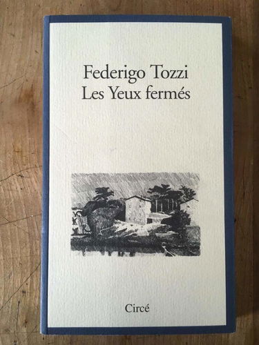 Les yeux fermés