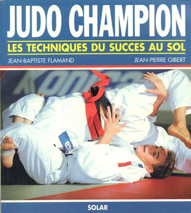 Judo champion : les techniques du succès au sol