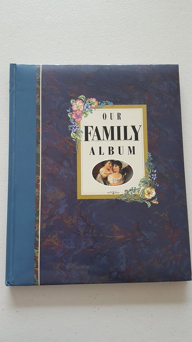 Couverture de Our Family Album