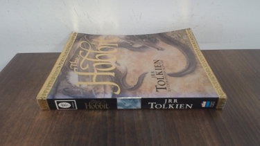 Couverture de Hobbit par J. R. R. Tolkien
