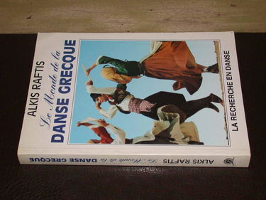 Le monde de la danse grecque