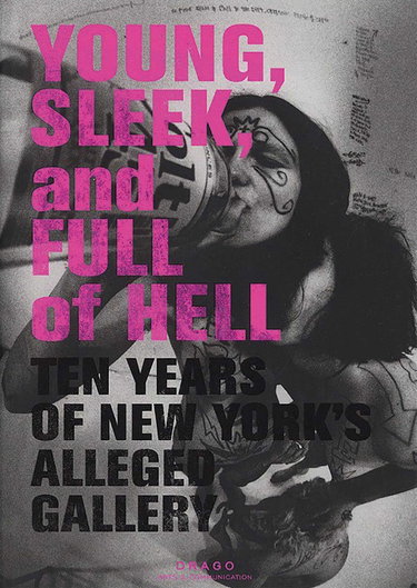 Couverture de Young, sleek, and full of hell /anglais