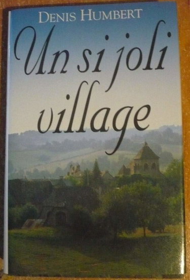 Couverture de Un si joli village