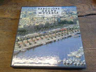 Couverture de Barcelona de bat a bat - Barcelone grande ouverte / Marius Carol / Antonio Espejo -