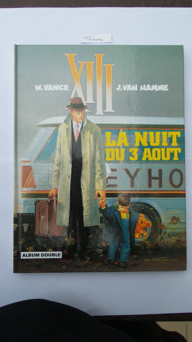 Couverture de XIII, Album Double, Treize Contre Un - La Nuit Du 3 Aout