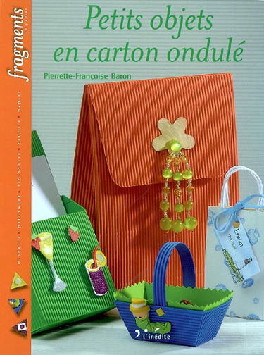 Petits objets en carton ondulé