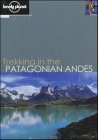 Couverture de Trekking in the Patagonian Andes