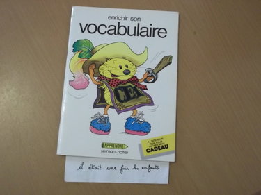 Couverture de Enrichir son vocabulaire : CE1