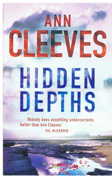 Couverture de Hidden Depths