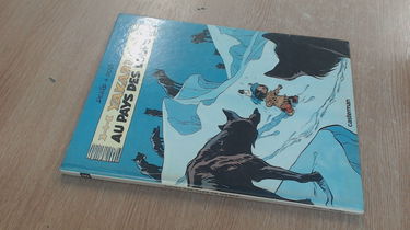 Yakari. Vol. 8. Yakari au pays des loups