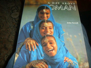 Couverture de Day Above Oman