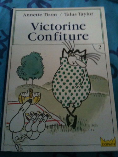 VICTORINE CONFITURE T02