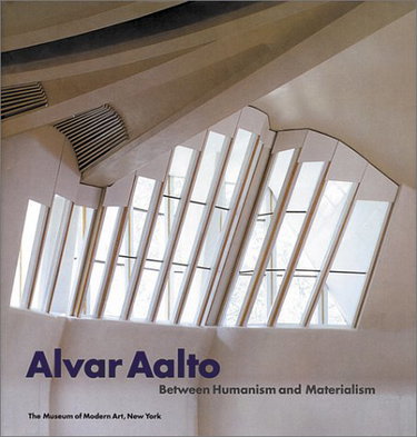 Couverture de Alvar Aalto: Between Humanism and Materialism