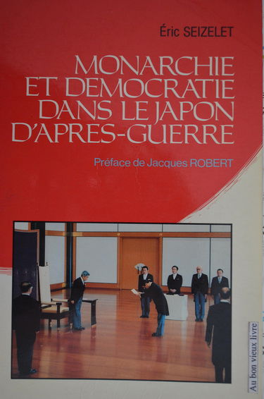 Monarchie et démocratie dans le Japon d'après-guerre