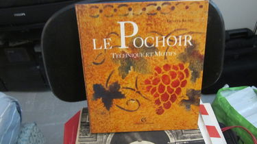 Le Pochoir : technique et motifs