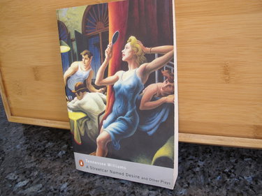 Couverture de A Streetcar Named Desire and Other Plays par Tennessee Williams