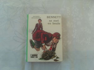 Bennett se met en boule