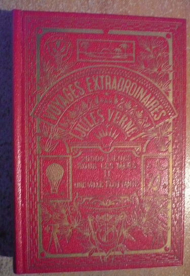 20 000 LIEUES SOUS LES MERS - TOME 1 - COLLECTION VOYAGES EXTRAORDINAIRES.