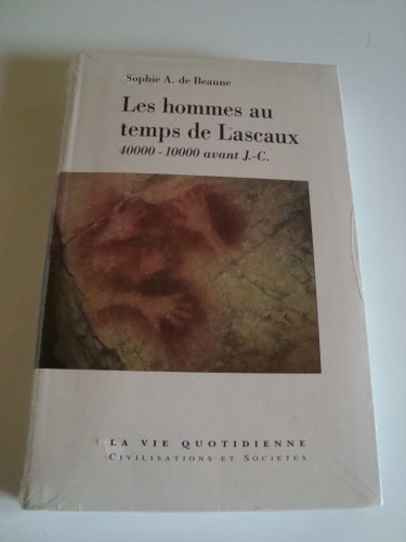 Couverture de Les hommes aux temps de lascaux 40000-10000 av j.-c