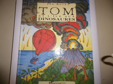 Tom et l'île aux dinosaures