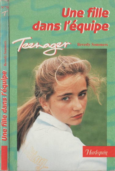 Couverture de Une Fille Dans L'Equipe - A Passing Game