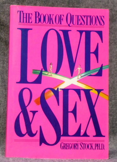 Couverture de Book of Questions: Love and Sex