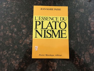 L'essence du platonisme