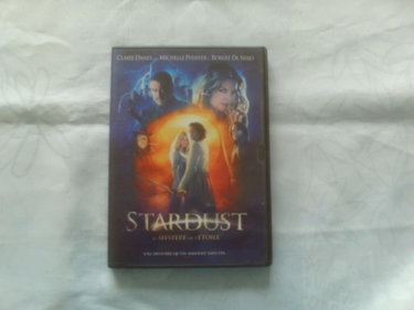 Couverture de Stardust, Le mystère de l'étoile par Claire Danes