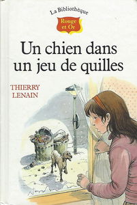 Un Chien dans un jeu de quilles