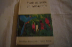 Trois garçons en Amazonie