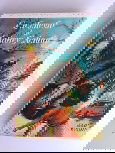 Un Cheval à Malory school