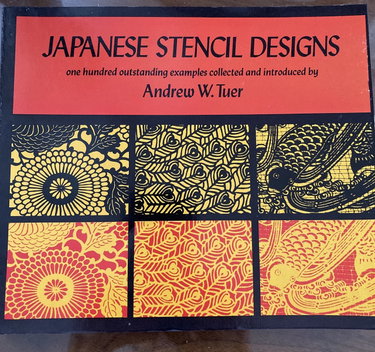 Couverture de Traditional Japanese Patterns: 100 Outstanding Examples Collected and Introduced by Andrew W. Tuer