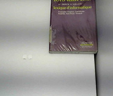 Let's talk D.P. : lexique d'informatique français-anglais-américain, english-american-french