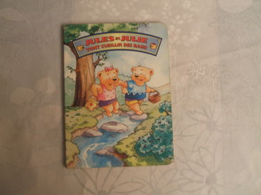 jules et julie vont ceuillir des baies