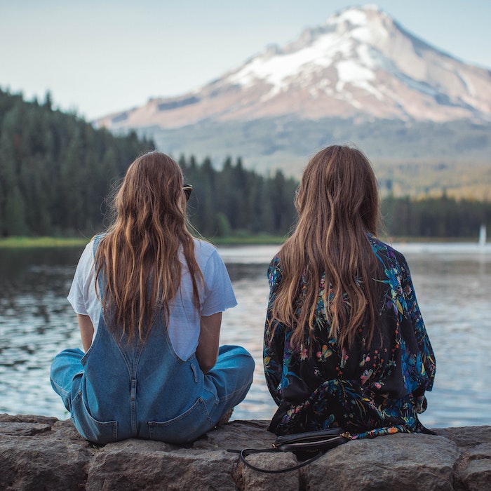 Earthship-sisters-1
